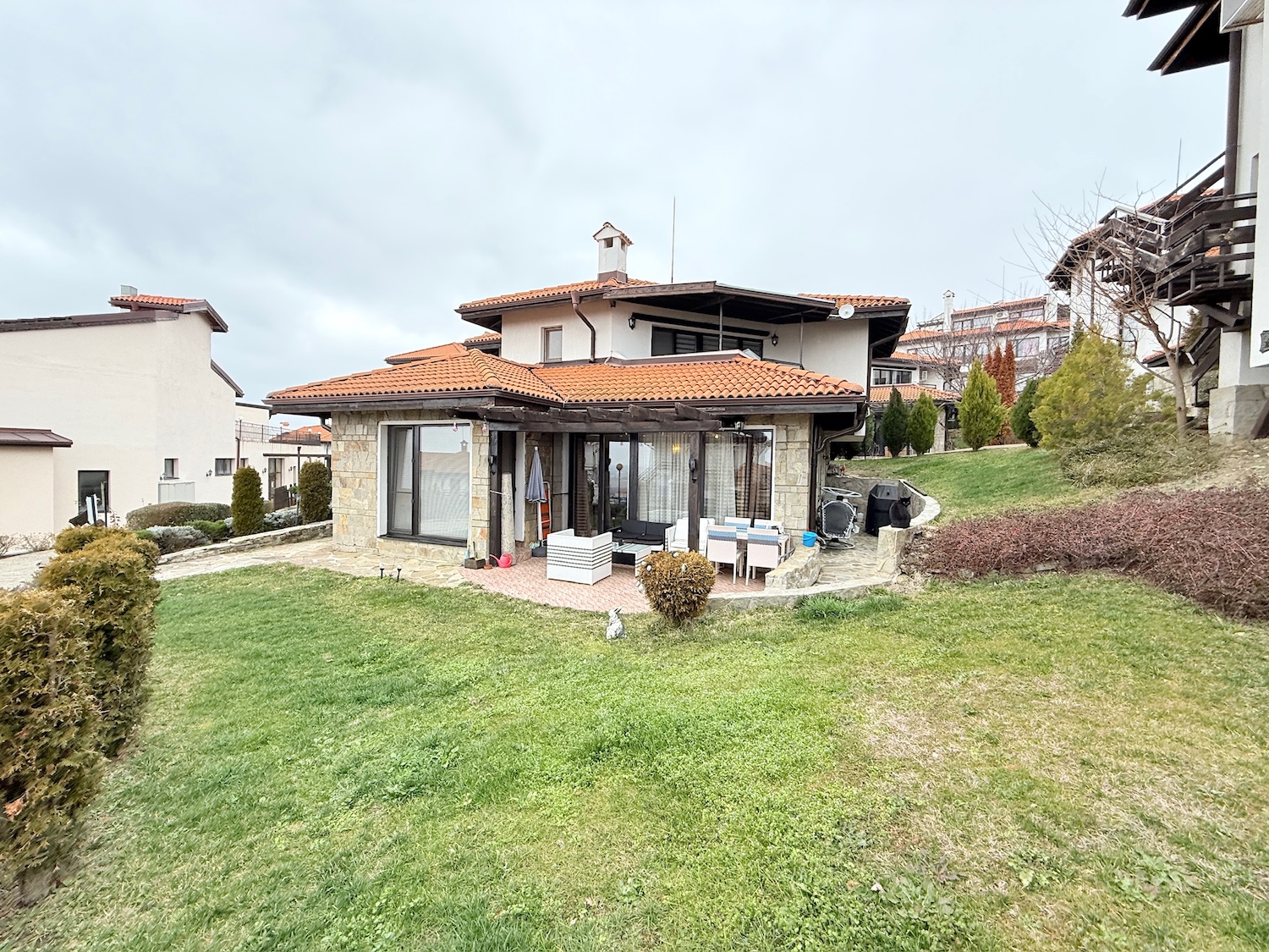 Трехкомнатная квартира в Bay View Villas