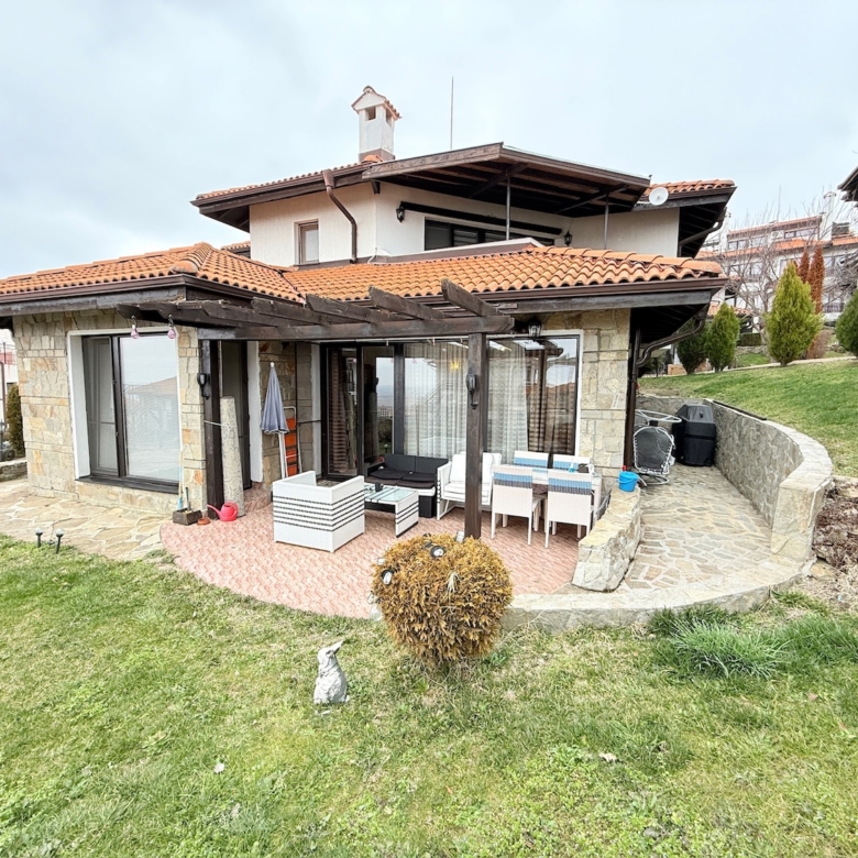 Трехкомнатная квартира в Bay View Villas