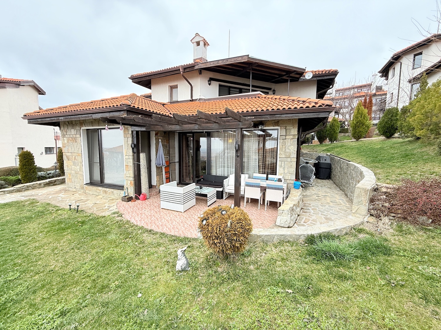 Трехкомнатная квартира в Bay View Villas