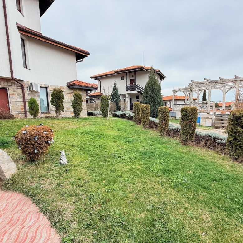 Трехкомнатная квартира в Bay View Villas
