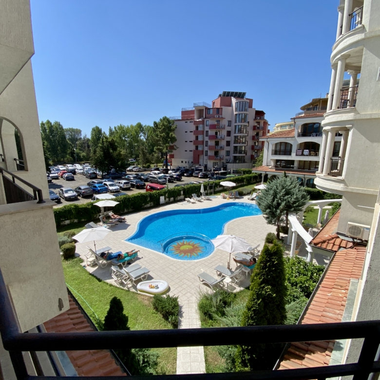 Двухкомнатная квартира в комплексе Shato Del Mar