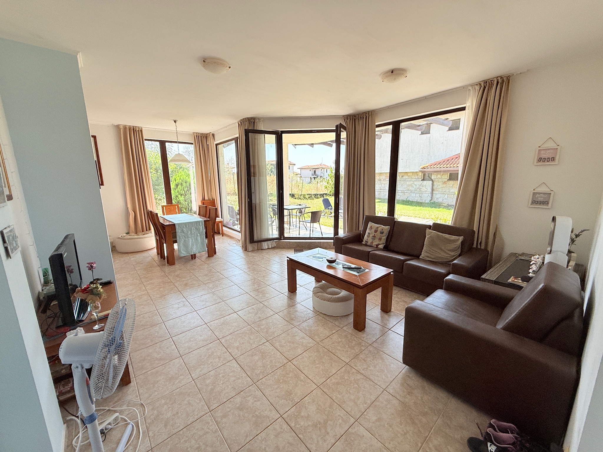 Двухэтажный дом в комплексе Bay View Villas