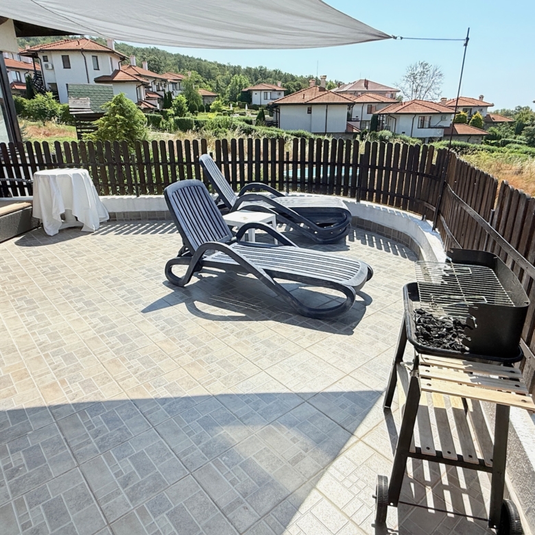 Двухэтажный дом в комплексе Bay View Villas