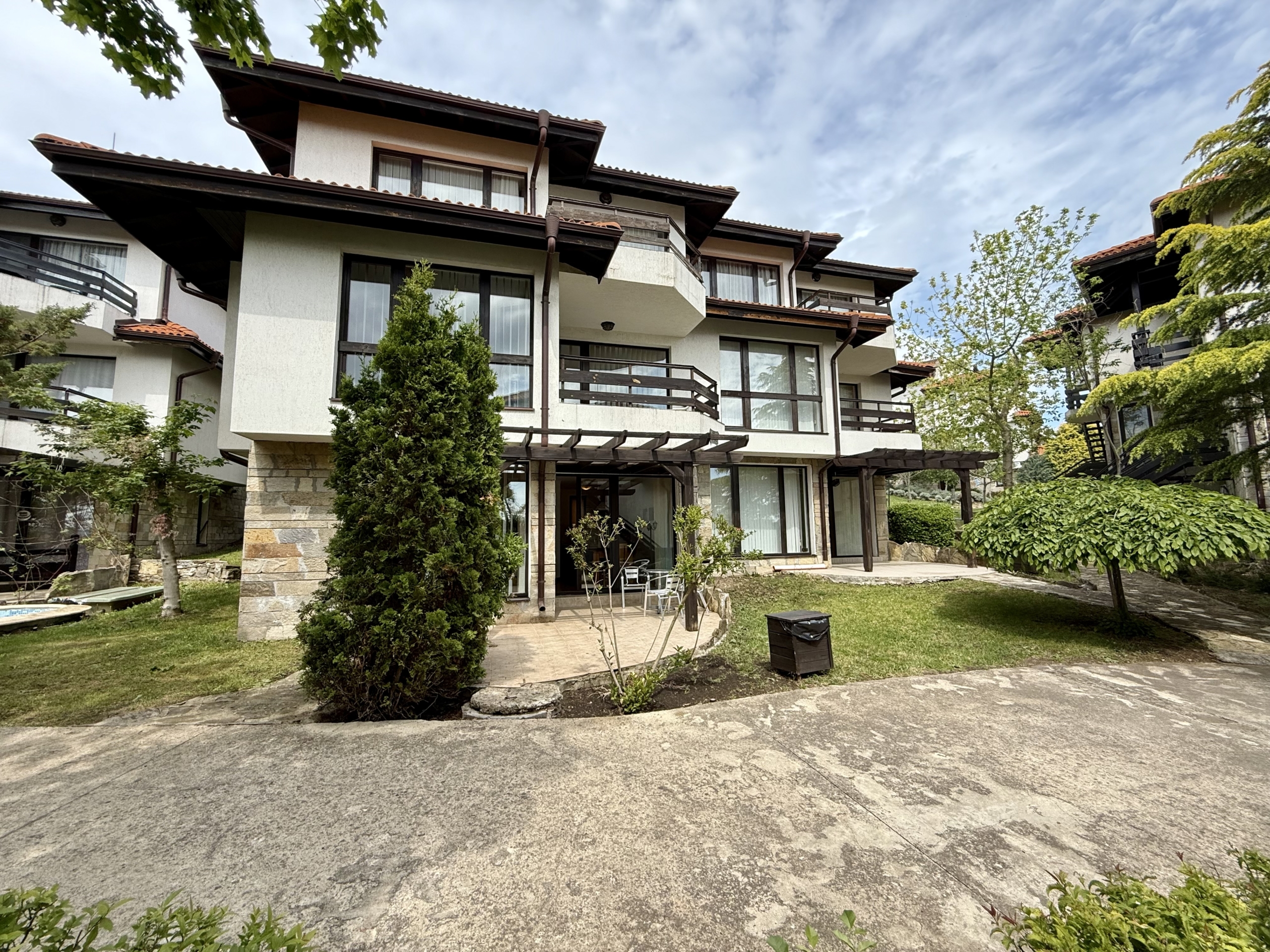 Мезонет в комплексе Bay View Villas