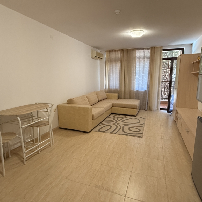 Студия в комплексе Etara 3