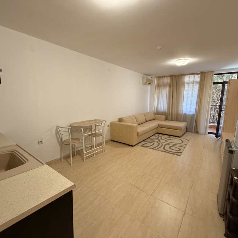 Студия в комплексе Etara 3