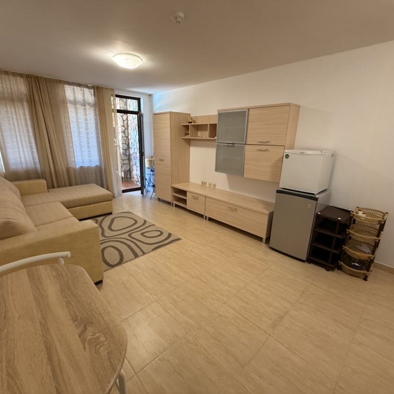 Студия в комплексе Etara 3