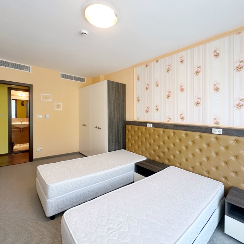 Трехкомнатная квартира в комплексе Piter House