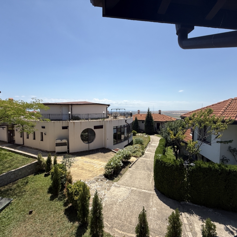 Трехкомнатная квартира в Bay View Villas