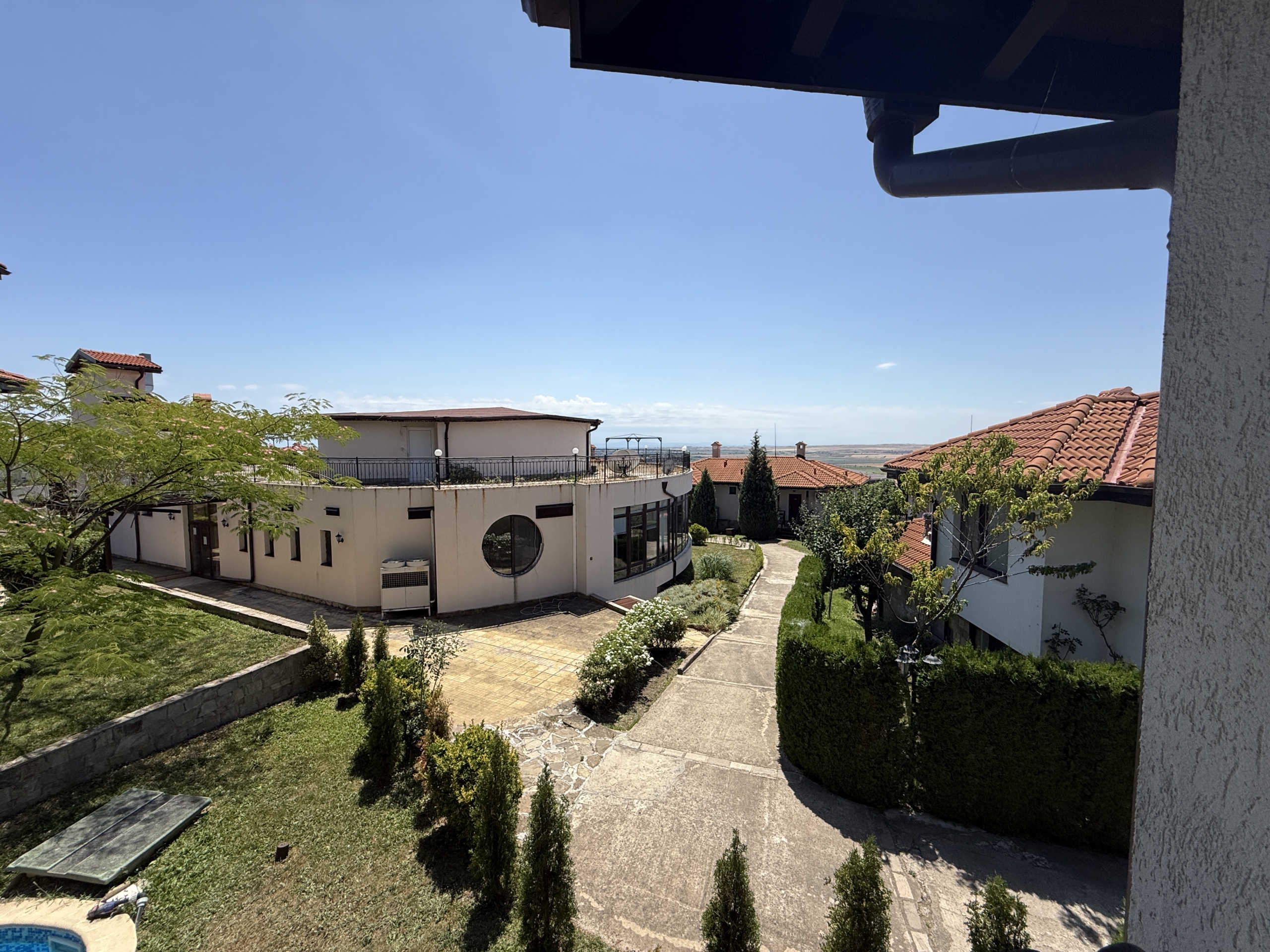 Трехкомнатная квартира в Bay View Villas