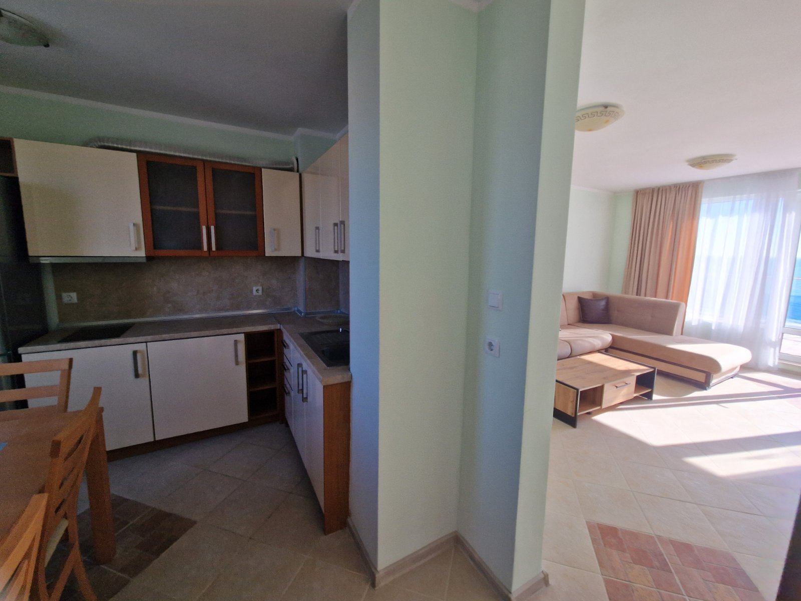 Трехкомнатная квартира в к-с Oasis PentHouse