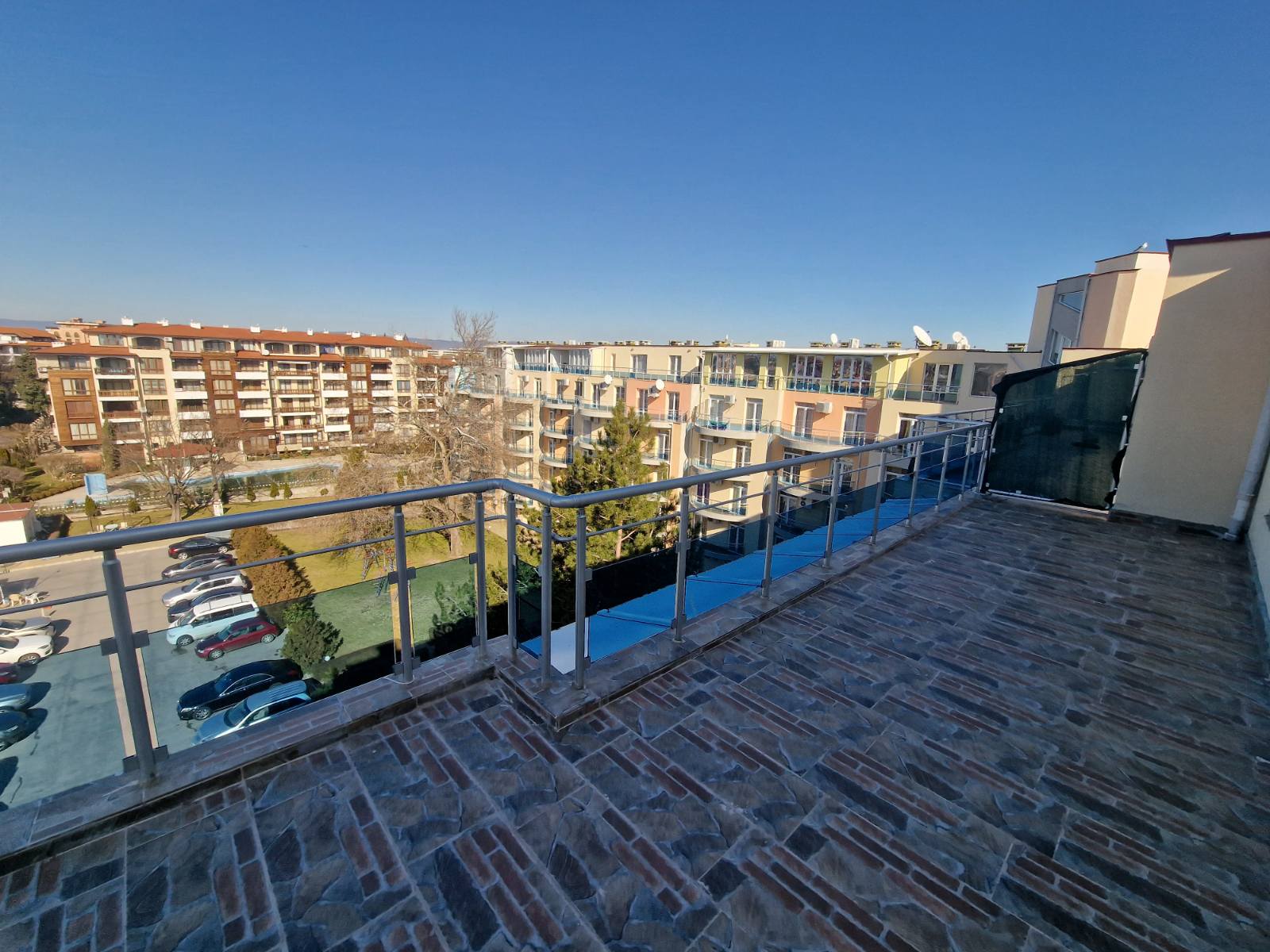 Трехкомнатная квартира в к-с Oasis PentHouse