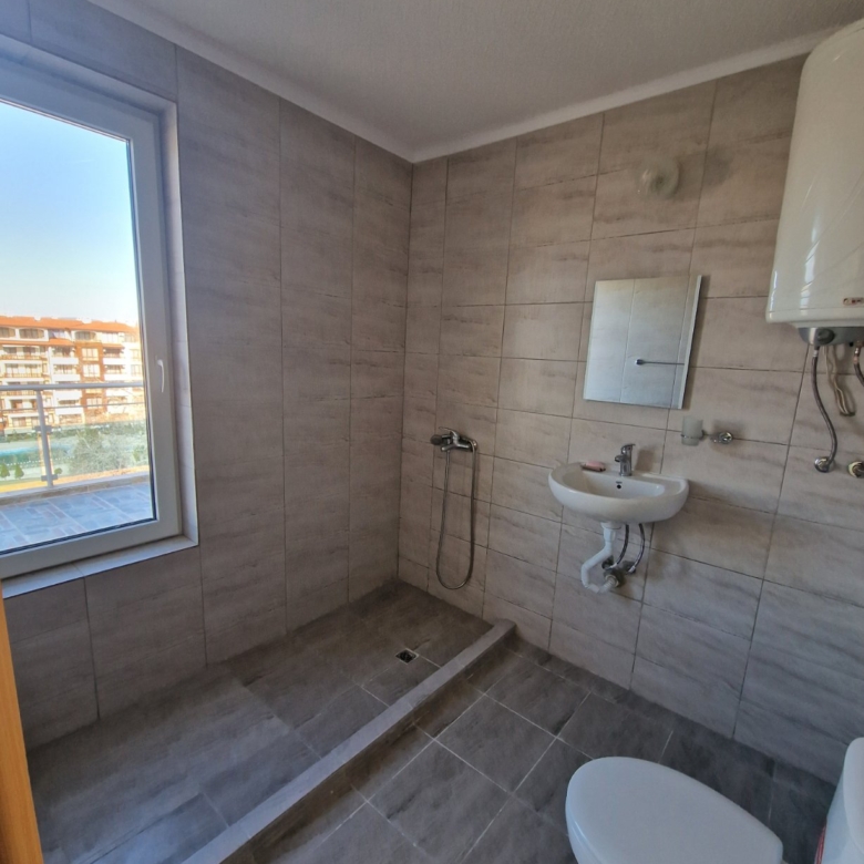 Трехкомнатная квартира в к-с Oasis PentHouse
