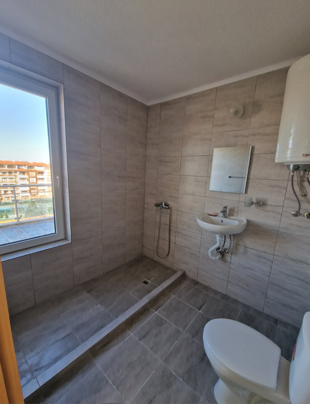 Трехкомнатная квартира в к-с Oasis PentHouse