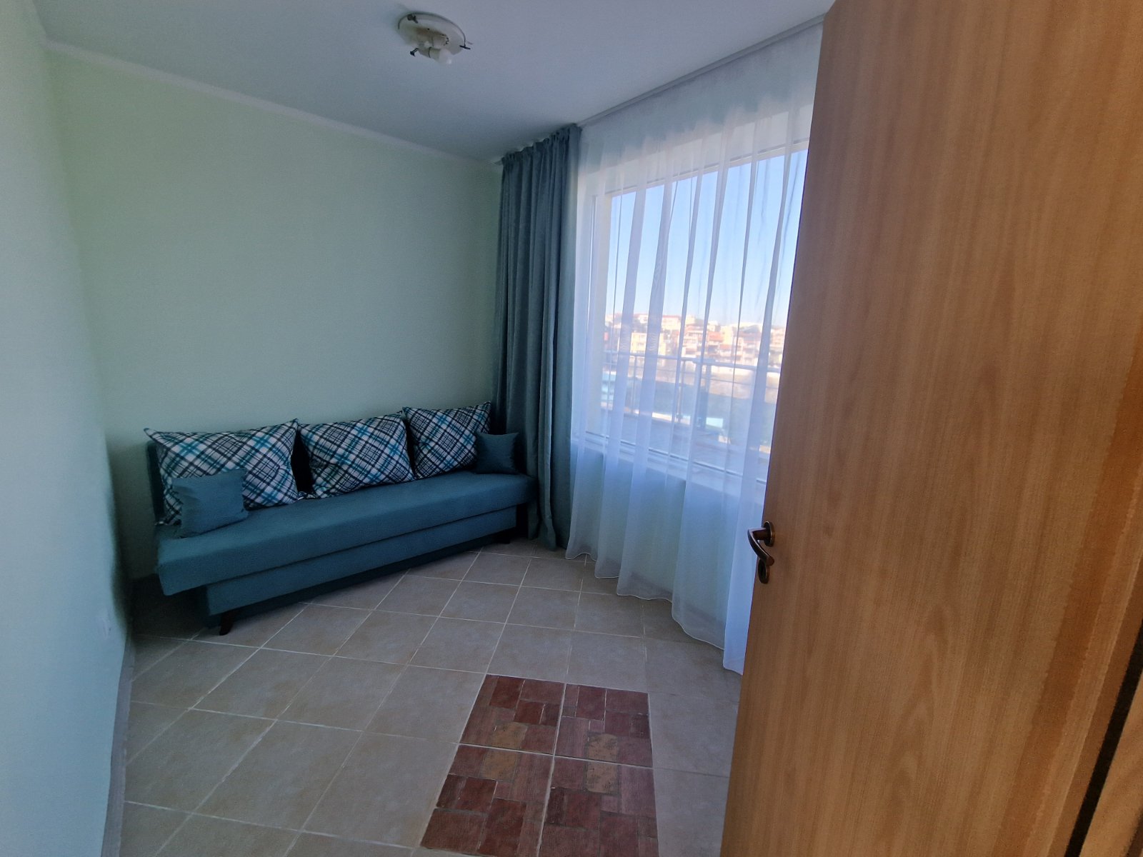 Трехкомнатная квартира в к-с Oasis PentHouse