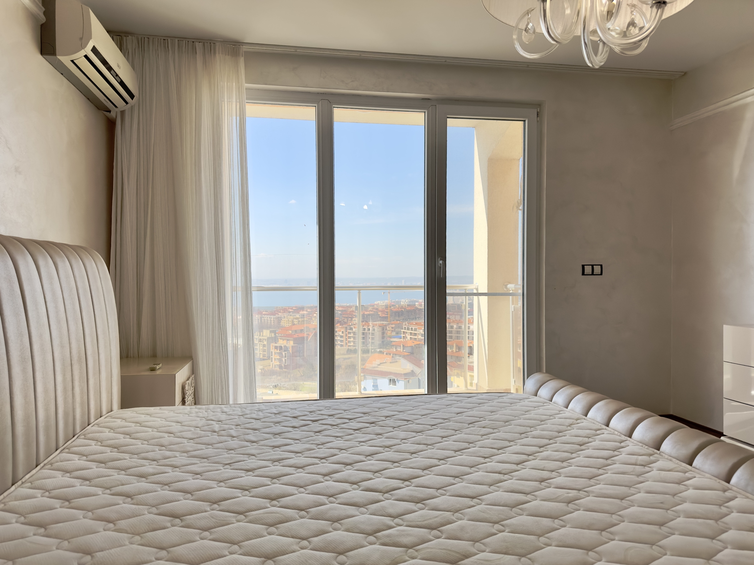 Трехкомнатная квартира в к-с ORHIDEYA PENTHOUSE