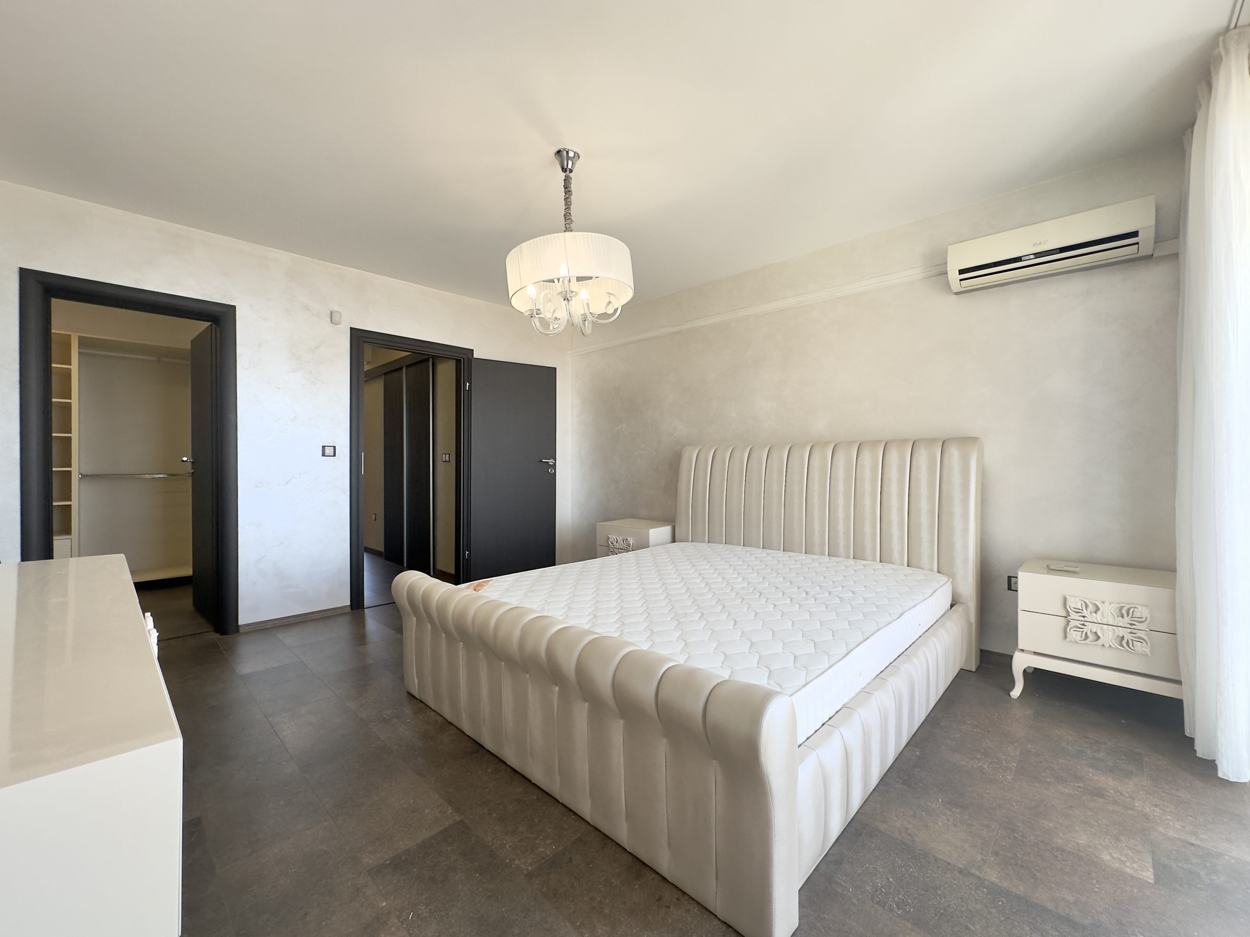 Трехкомнатная квартира в к-с ORHIDEYA PENTHOUSE