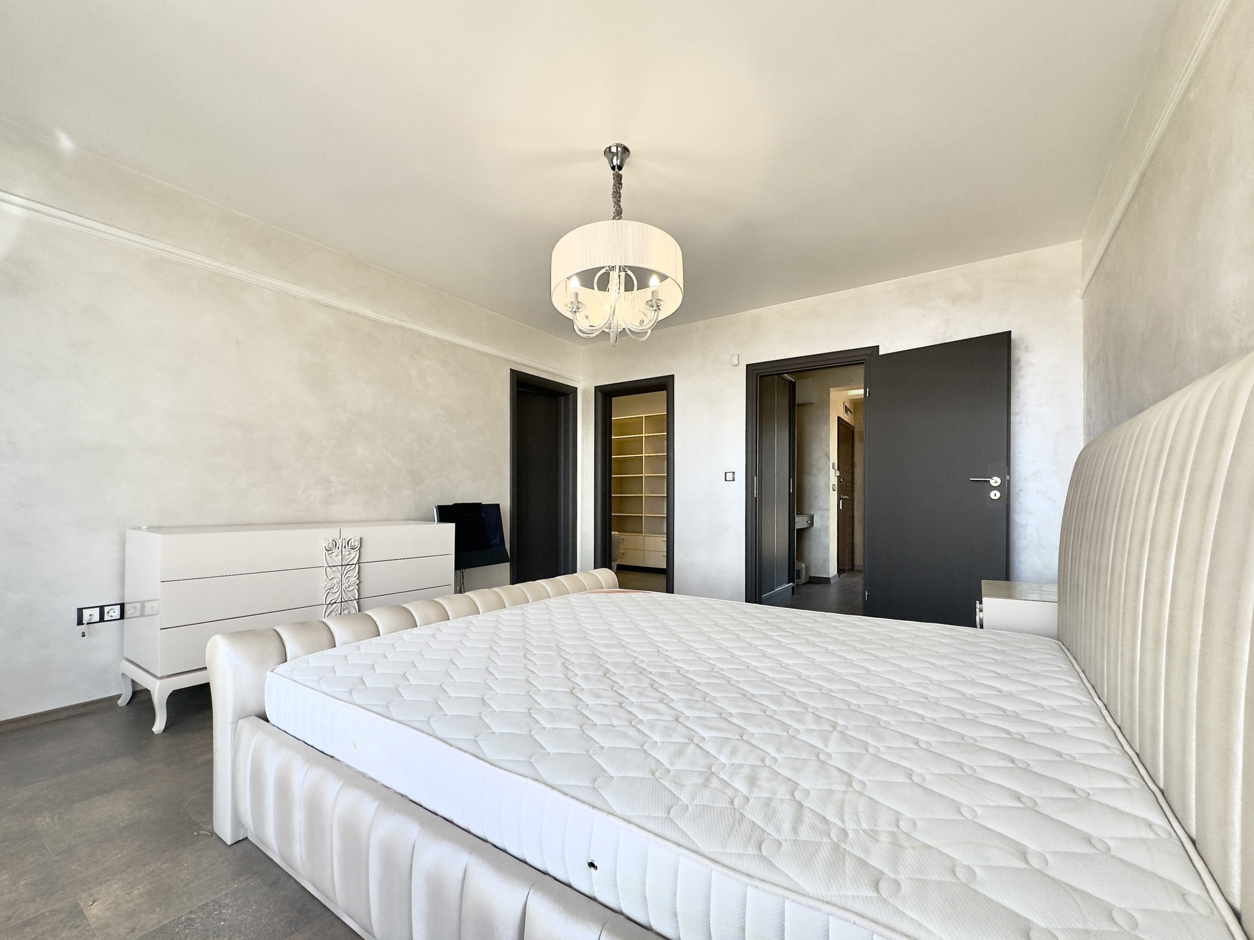 Трехкомнатная квартира в к-с ORHIDEYA PENTHOUSE