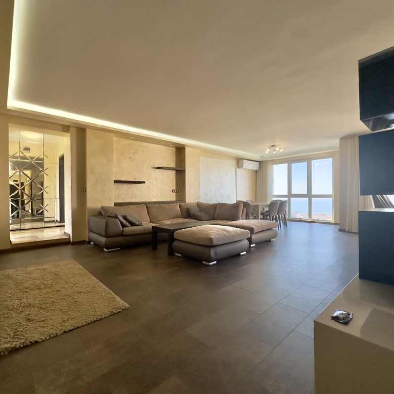 Трехкомнатная квартира в к-с ORHIDEYA PENTHOUSE