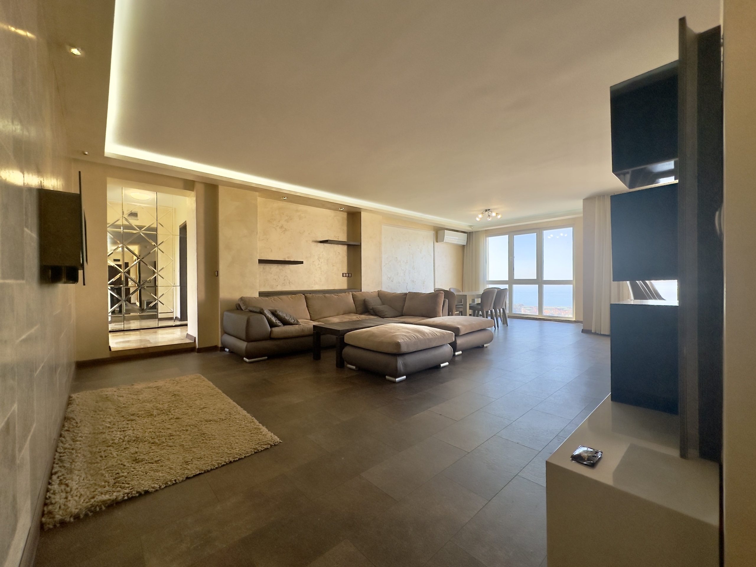Трехкомнатная квартира в к-с ORHIDEYA PENTHOUSE