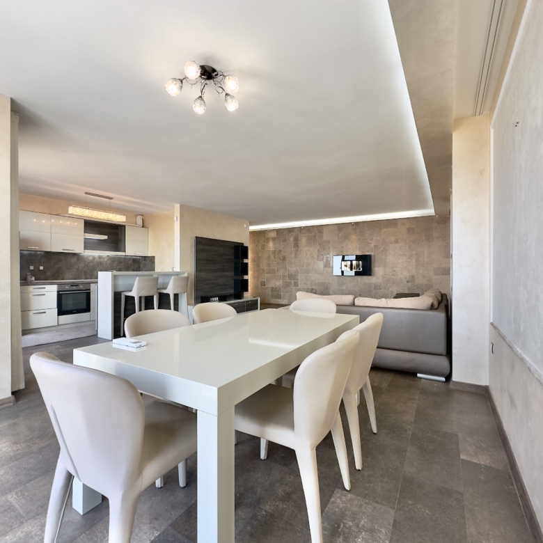 Трехкомнатная квартира в к-с ORHIDEYA PENTHOUSE