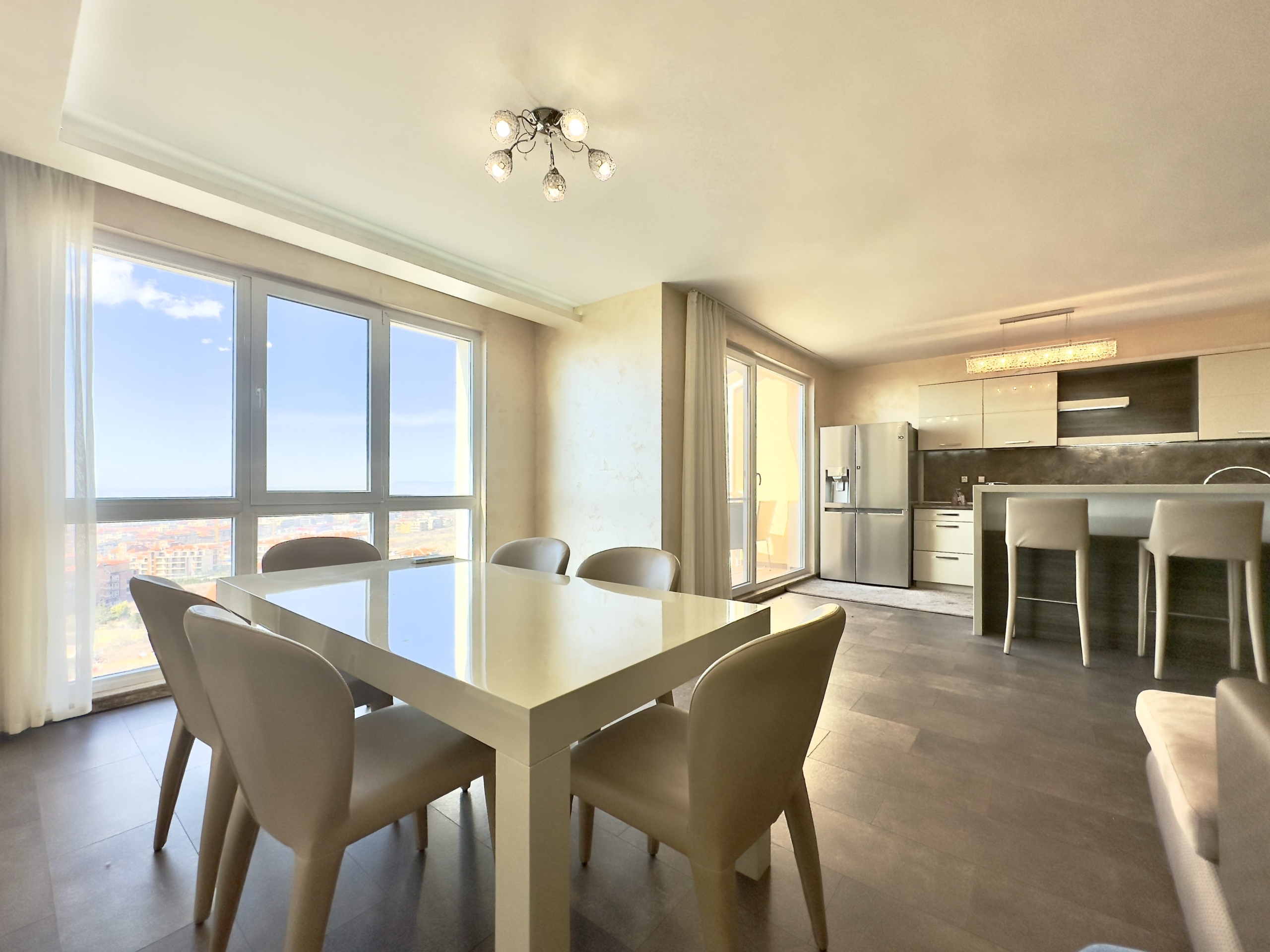 Трехкомнатная квартира в к-с ORHIDEYA PENTHOUSE