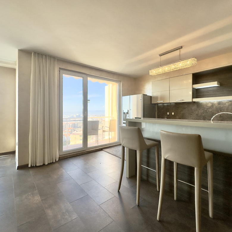 Трехкомнатная квартира в к-с ORHIDEYA PENTHOUSE
