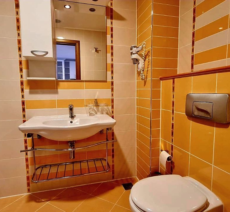 Трехкомнатная квартира в к-с Emerald Resort