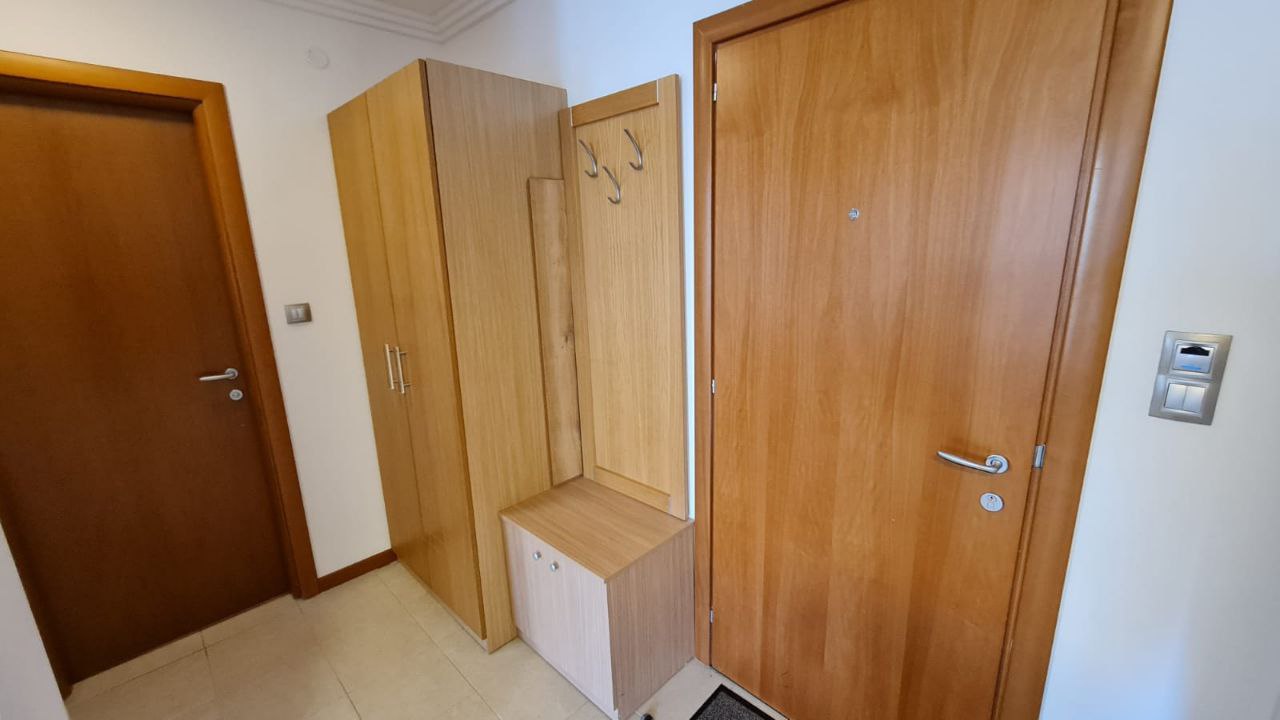 Трехкомнатная квартира в к-с Emerald Resort