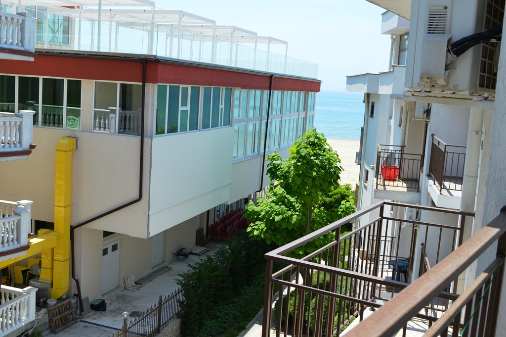 Трехкомнатная квартира в к-с Messambria Fort Beach