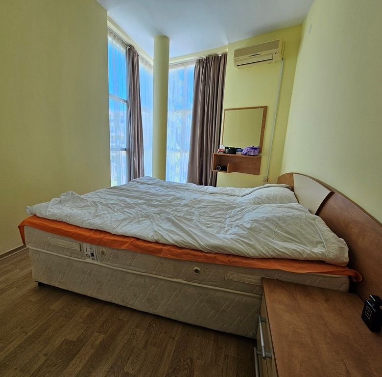 Трехкомнатная квартира в к-с Pirop City