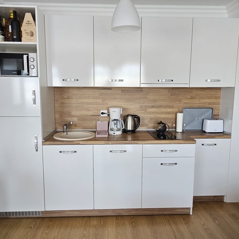Трехкомнатная квартира в комплексе Sweet Home 6