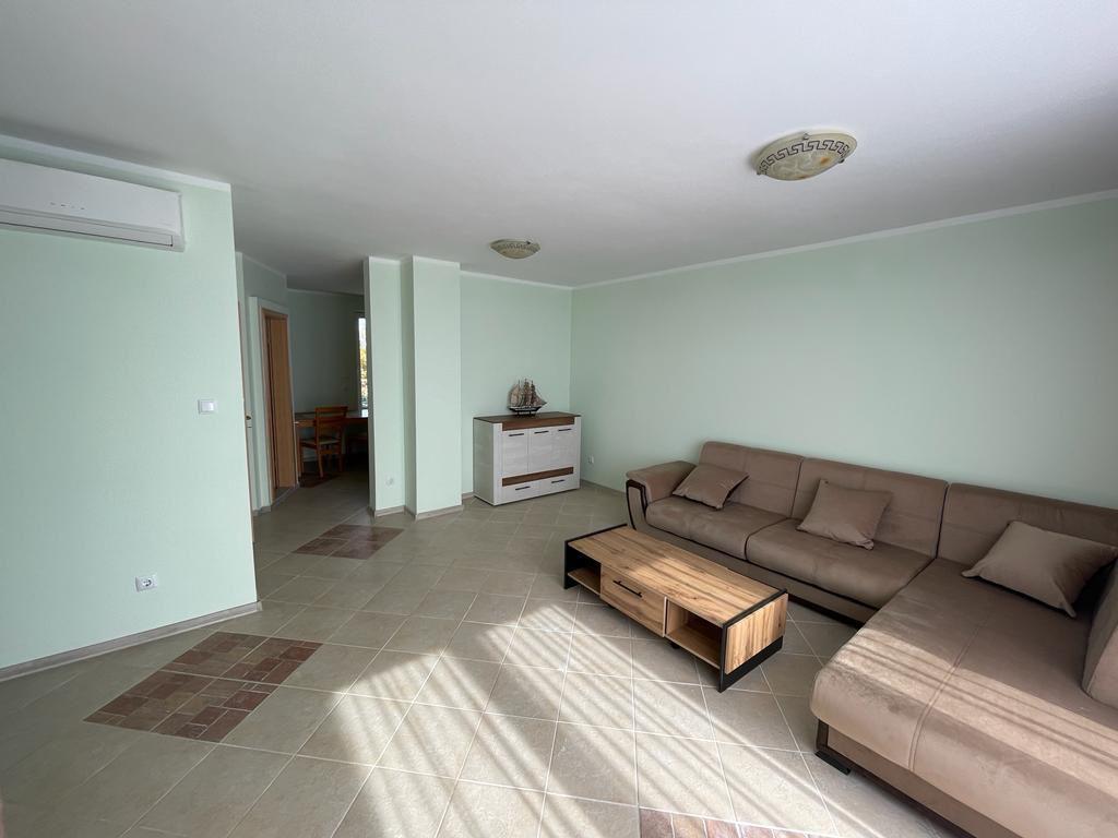 Трехкомнатная квартира в к-с Oasis PentHouse