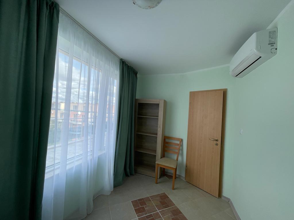 Трехкомнатная квартира в к-с Oasis PentHouse