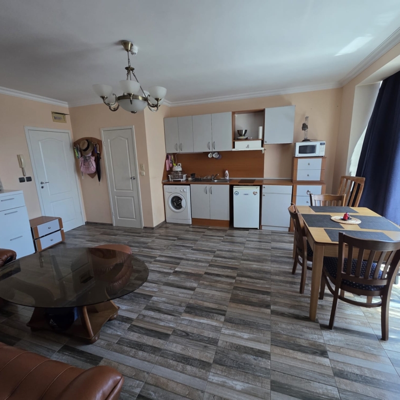 Двухкомнатная квартира в комплексе Alexandrov Residence