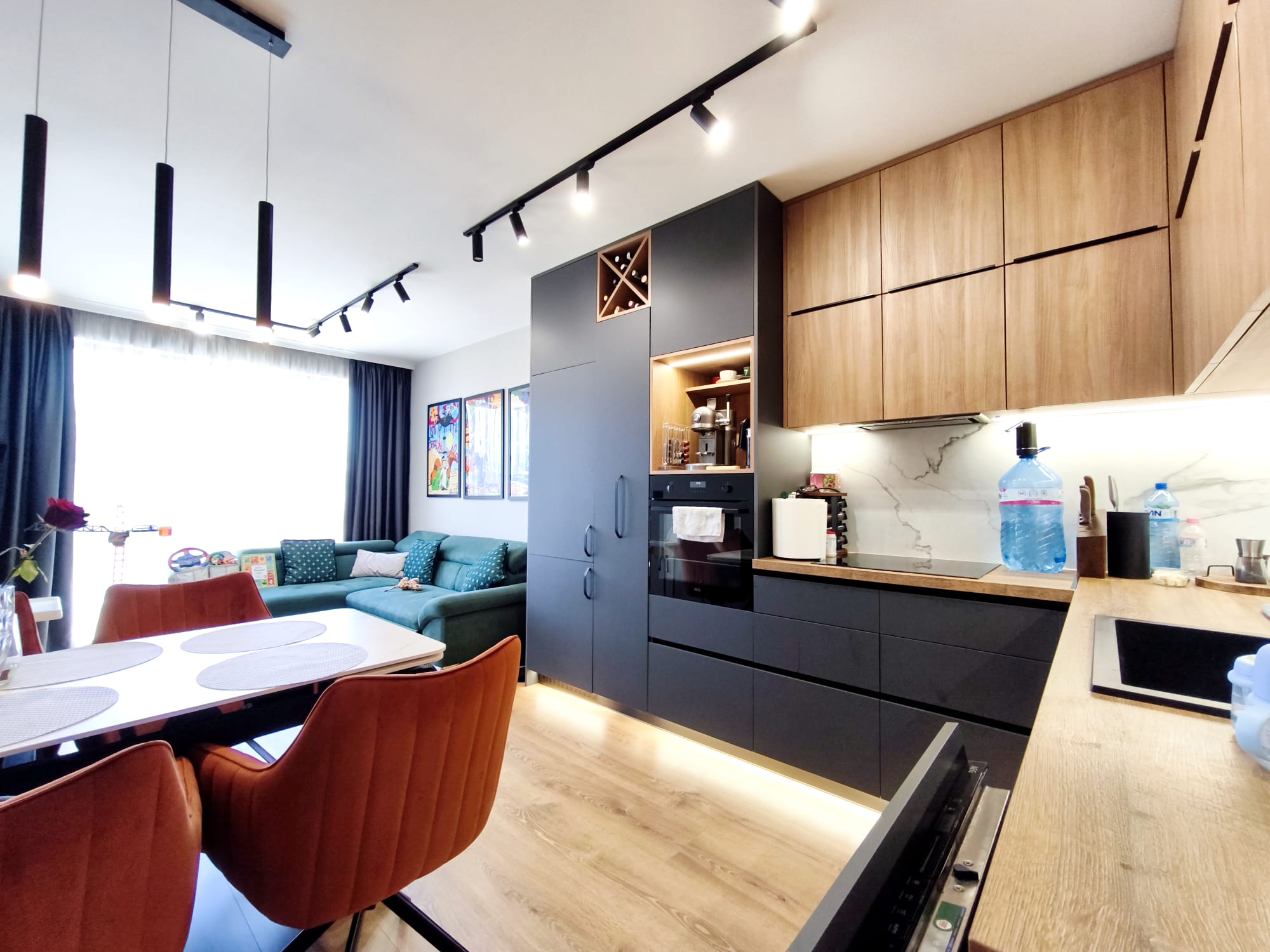 Трехкомнатная квартира в комплексе Villa Eva
