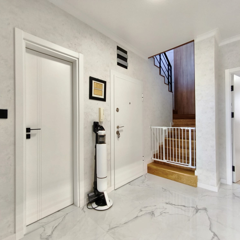 Трехкомнатная квартира в комплексе Villa Eva
