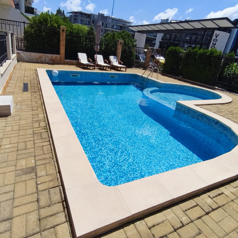 Трехкомнатная квартира в комплексе Villa Eva