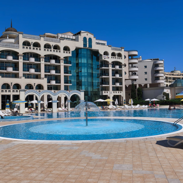 Двухкомнатаня квартира в комплексе Sunset Resort