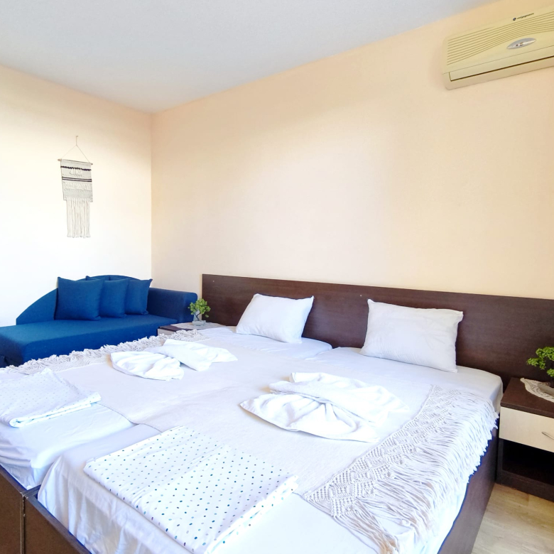 Студия в комплексе Livi Paradise