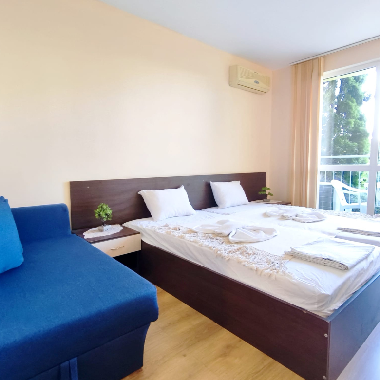 Студия в комплексе Livi Paradise